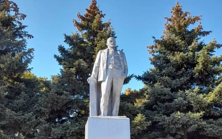 Благодарность администрации ст. Ладожской за ремонт памятника В.И. Ленина