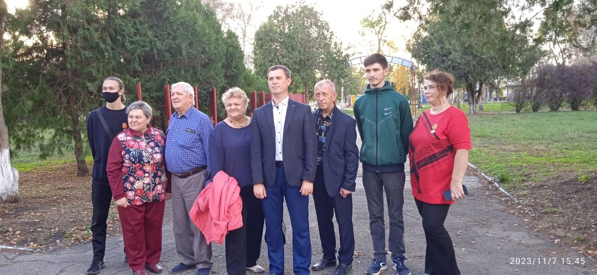 106 лет Великому Октябрю - фото 24