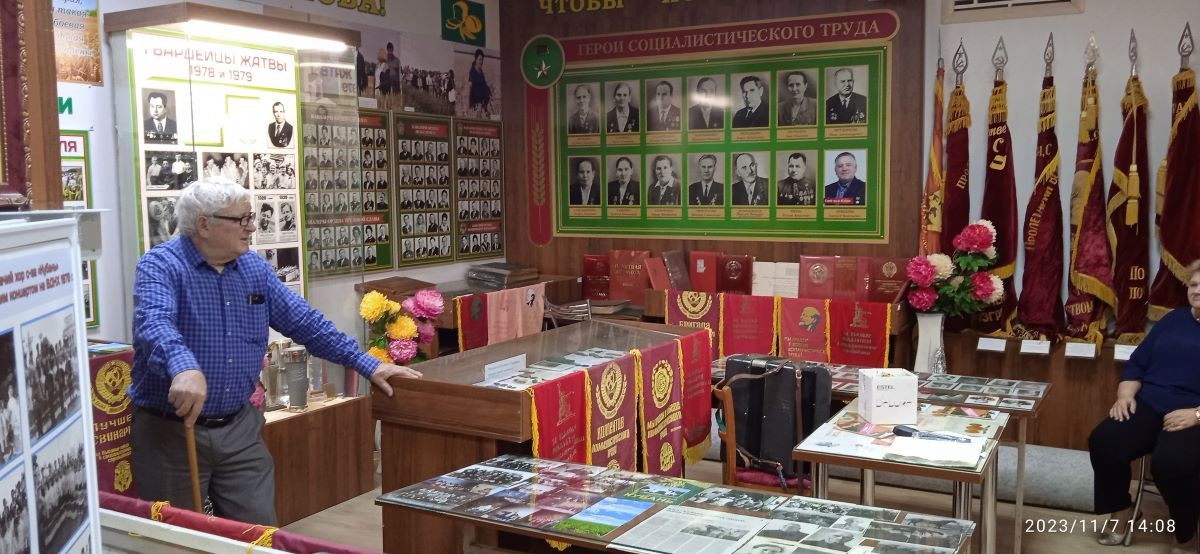 106 лет Великому Октябрю - фото 23