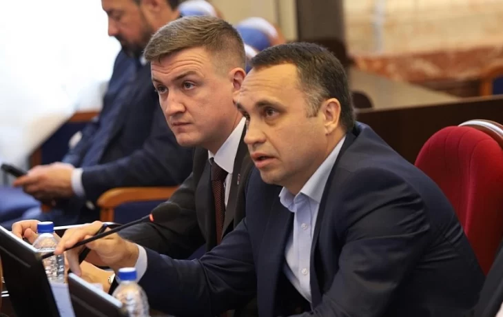 Необходимо при любой бюджетной возможности повышать зарплату учителей Необходимо при любой бюджетной возможности повышать зарплату учителей