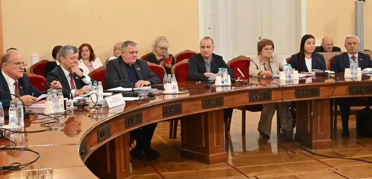 Круглый стол по проблемам преподавания истории Круглый стол по проблемам преподавания истории